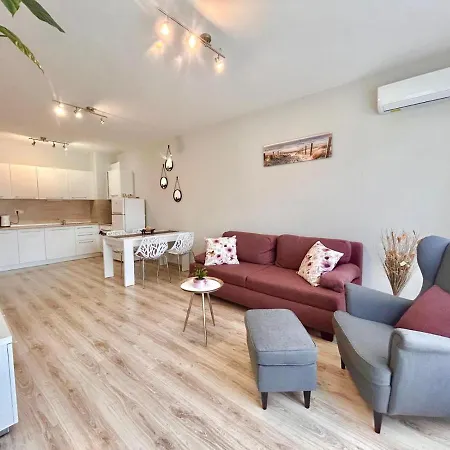 Apartment Blue Lagoon Seafront Varna