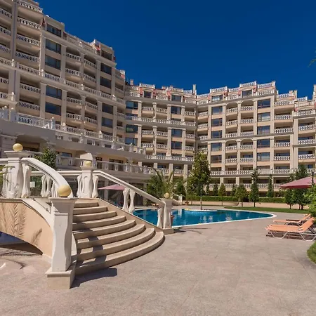 Blue Lagoon Seafront