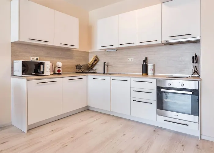 Blue Lagoon Seafront Διαμέρισμα *